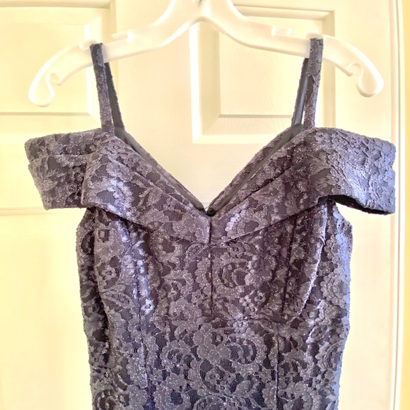 R&M Richards Short Sleeve Cold Shoulder Lace Gown - Picture 4 of 9